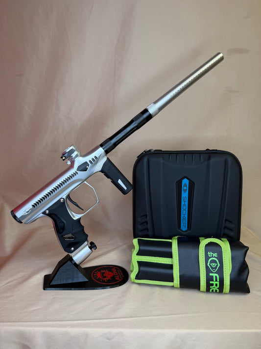 Method DLX Shocker - White/Black